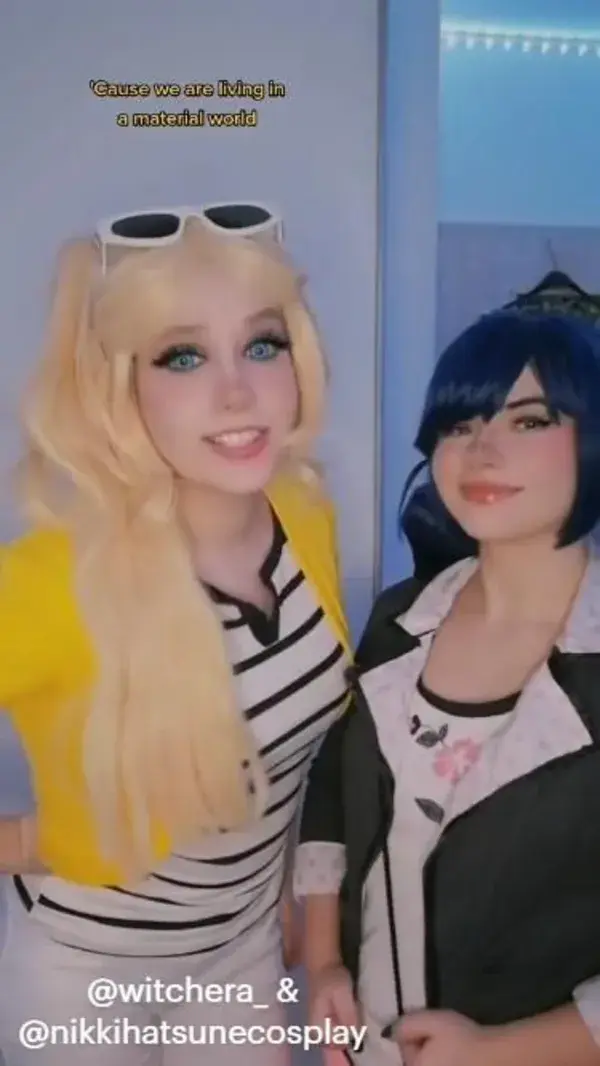 Chloé Bourgeois (@witchera_) & Marinette (@nikkihatsunecosplay) cosplay / Miraculous Ladybug