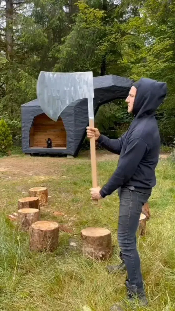 Giant axe