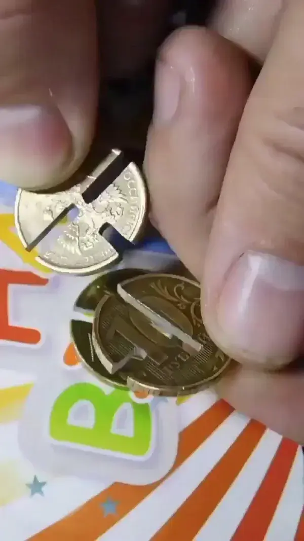 Coin Keychain This coin is cooler than other ordinary keychains 😍 Loved it 🤩