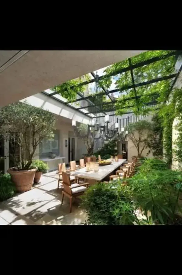 Beautiful courtyard garden inspirations