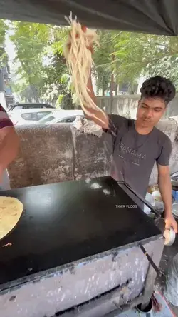 Mumbai College Students Favourite Noodles Frankie | Indian Street Food