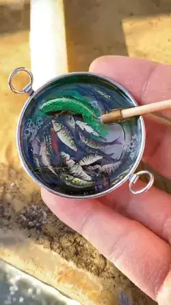 Incredible resin glue painting