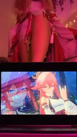 Yae Miko cosplay by @charyai on TikTok