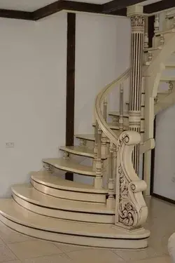 Wooden artistic staircase designs