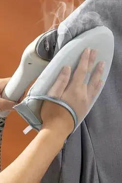 Handheld Heat Resistant Ironing Pad, Waterproof Anti Steam Mitt With Finger Loop