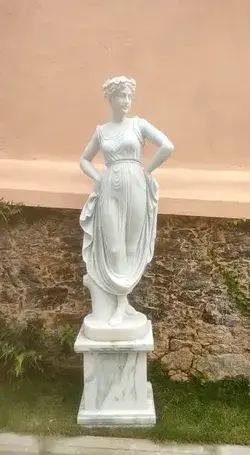 Escultura Dançarina de Canova