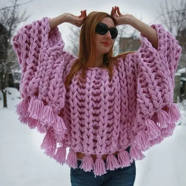 Very pretty impressive and stylish crochet lace designer poncho designs crochet projects easy free p