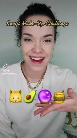 EMOJI MAKE UP CHALLENGE