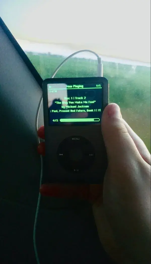 Ipod classic with Rockbox 90s nostalgia