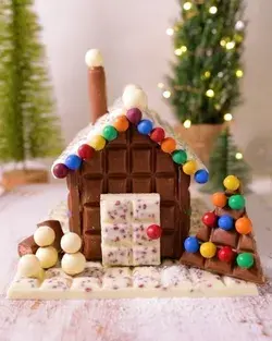 Festive Gingerbread Chocolate House