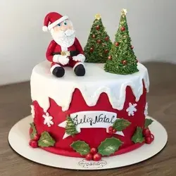 Christmas Cake Decorating: Creative Ideas for a Merry Feast