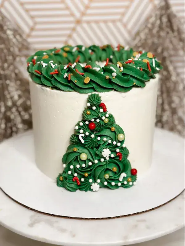 Christmas Tree Cake