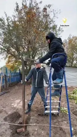 funniest moment by worker - he was afraid 😂 - tube home