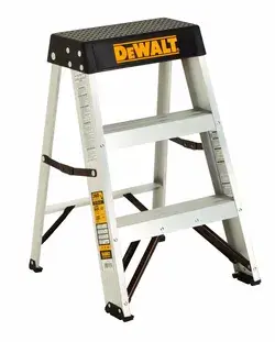 DeWalt DXL2010-03 Aluminum Step Ladder Type IA, 300-Pound Duty Rating, 3-Foot : Amazon.ca: Tools &amp; Home Improvement