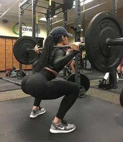 Jessica Arevalo on Instagram: “There  variations of squats! 