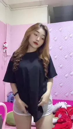 👸-𝗞𝗵𝗶𝗻𝗲 𝗭𝗶𝗻 𝗧𝗵𝗲𝘁♥(TIK TOK) 🇲🇲