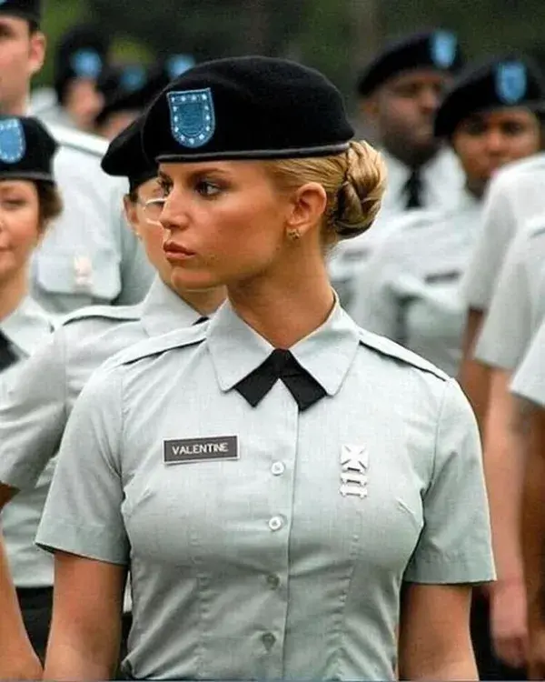 88 HOTTEST WOMEN IN UNIFORM WHO CAN DO BOTH 👩‍✈️👩‍🚒