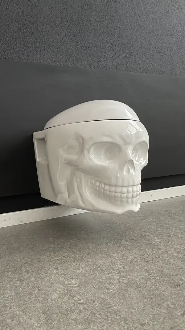 Skullpot - The Skull Toilet