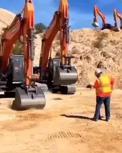 Oh, I’ve never seen something so cool. 👷‍♀️👷‍♂️🎵🎵
