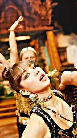 Presenting Lalisa badass queen