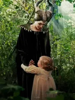 Maleficent and Aurora - 𝙀𝙙𝙞𝙩