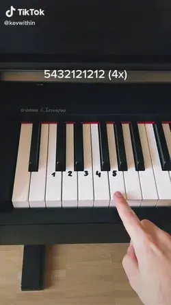 Piano tutorial