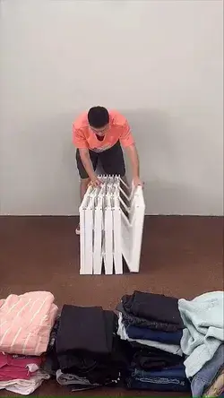 Build an oversized wardrobe in ten seconds