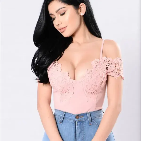 Mauve Lace Bodysuit | Color: Cream | Size: M