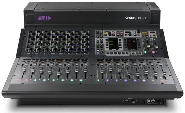 Avid VENUE S6L System with S6L-16C Control Surface and E6L-144 Engine