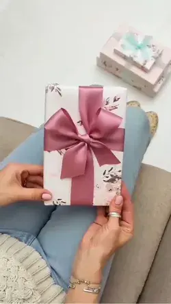 HOW TO WRAP GIFTS