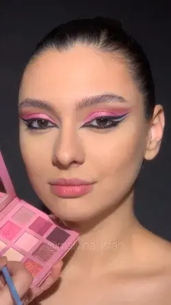 Cute pink makeup look