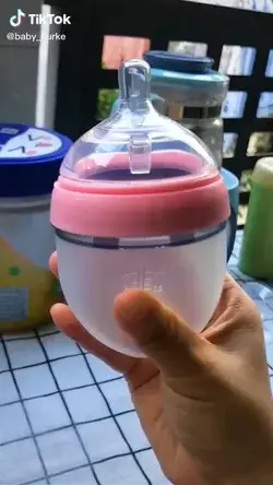 Silicone baby bottle