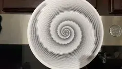 Magnetic Spinning Optical Illusion