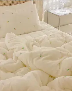 Aesthetic white bedsheets