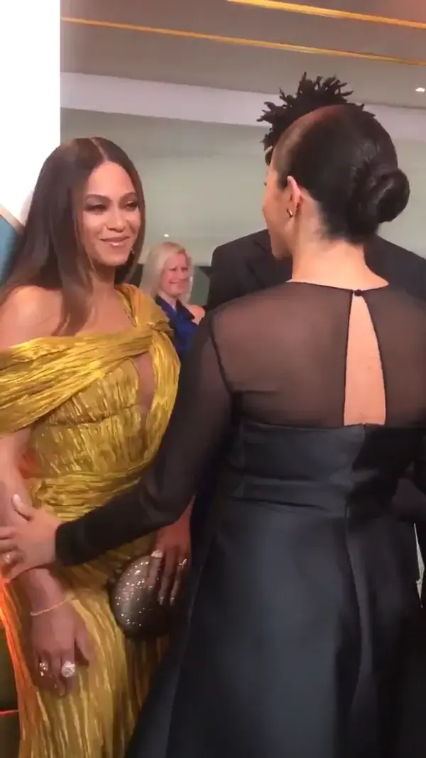 Beyoncé Greets Meghan Markle At Lion King Premiere