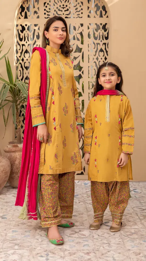 mother and daughter dresses | Indian wedding | Indian saree | For birthday | Matching outfits