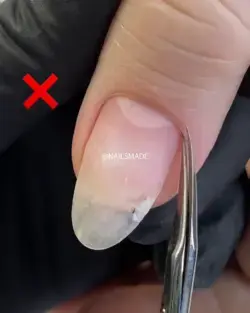 HOW TO REMOVE THE NAIL CUTICLES