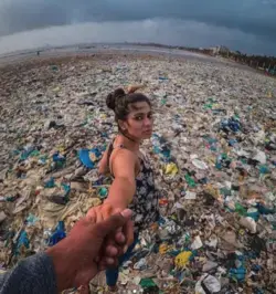 Top 5: Worst Beaches in The World for Plastic Pollution