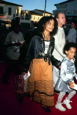 Lisa Bonet and Zoë Kravitz in 1996