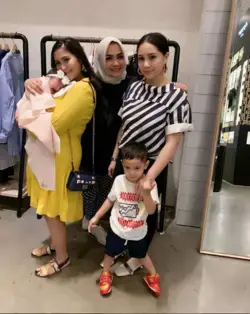 Mengintip Rumah Mewah Dilengkapi Lift Milik Mama Rieta, Ibu Nagita Slavina