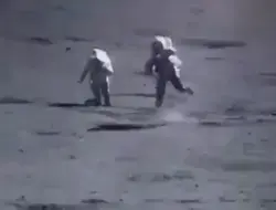 People On The Moon In Fast Forward!