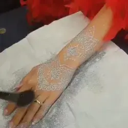 Glitter Mehendi