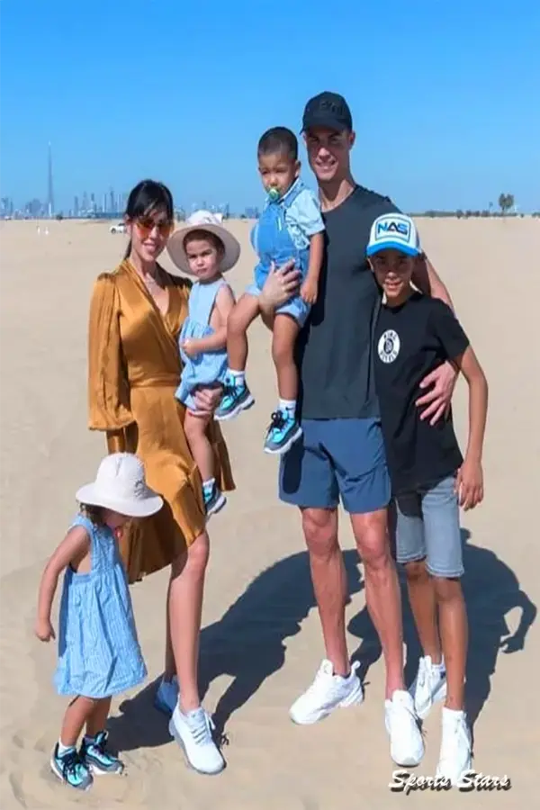 Cristiano and his family celebrating Christmas.