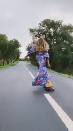 Longboard Girl Inspiration Surfskate Outfit