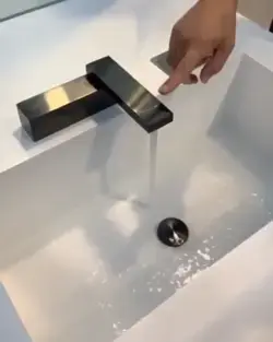 Sink faucet design