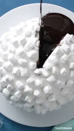 Hot Chocolate & Marshmallow Igloo Cake