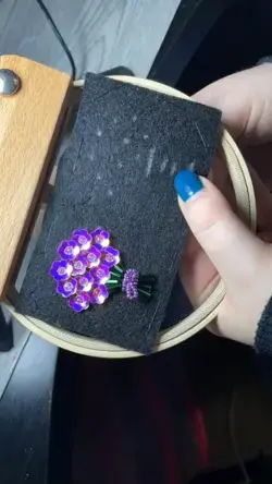 Making some bouquet earrings 💜 Credit:@artbybreannadeis